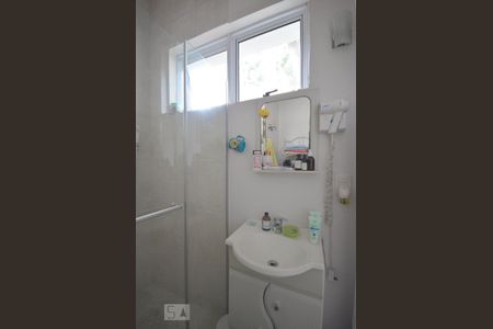 Casa à venda com 300m², 4 quartos e 4 vagasSuite Quarto 4