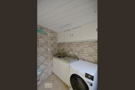 Casa à venda com 300m², 4 quartos e 4 vagasArea de Serviço