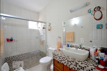 Casa à venda com 300m², 4 quartos e 4 vagasSuite Quarto 2