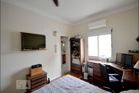 Casa à venda com 300m², 4 quartos e 4 vagasQuarto 1