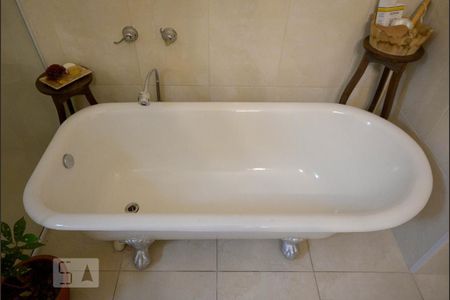 Casa à venda com 300m², 4 quartos e 4 vagasSuite Quarto 1