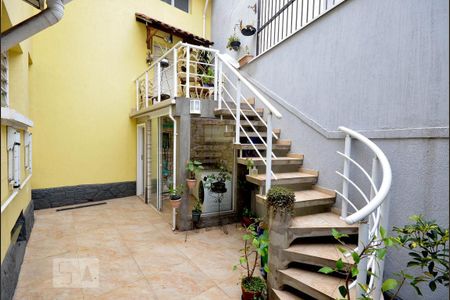 Casa à venda com 300m², 4 quartos e 4 vagasArea Externa