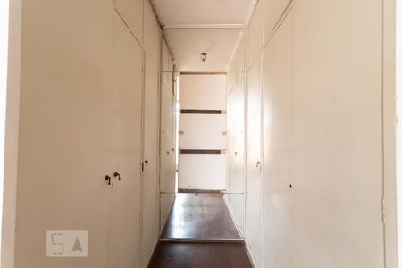 Closet da Suíte de casa à venda com 5 quartos, 350m² em Parque Jabaquara, São Paulo