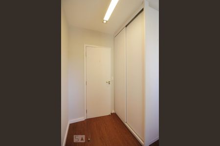 Quarto 1 de apartamento para alugar com 3 quartos, 70m² em Vila Andrade, São Paulo