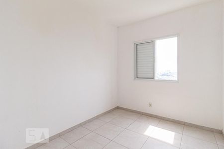 Quarto 1 de apartamento para alugar com 2 quartos, 51m² em Umuarama, Osasco