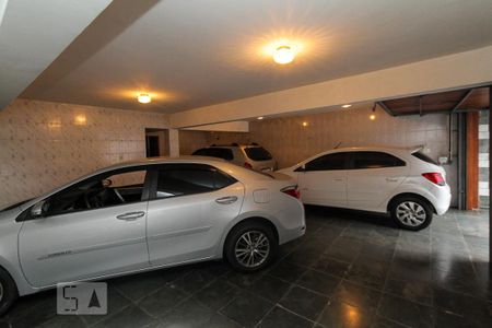 Casa à venda com 358m², 4 quartos e 4 vagasGaragem