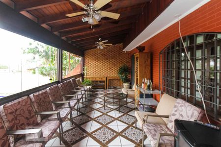 Casa à venda com 358m², 4 quartos e 4 vagasEspaço Gourmet