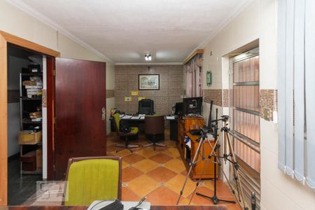 Casa à venda com 358m², 4 quartos e 4 vagasEscritório