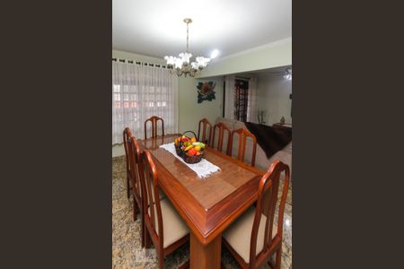 Casa à venda com 358m², 4 quartos e 4 vagasSala de Jantar