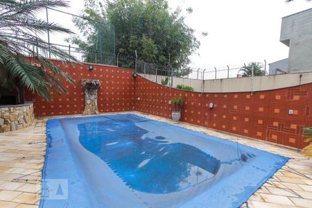 Casa à venda com 358m², 4 quartos e 4 vagasPiscina