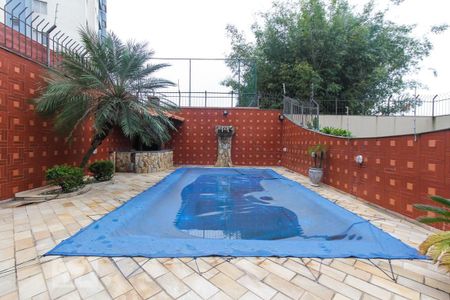 Casa à venda com 358m², 4 quartos e 4 vagasPiscina