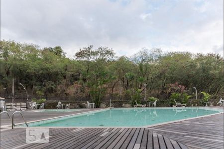 Apartamento à venda com 55m², 2 quartos e 1 vaga Apartamento à venda com 55m², 2 quartos e 1 vagaPiscina