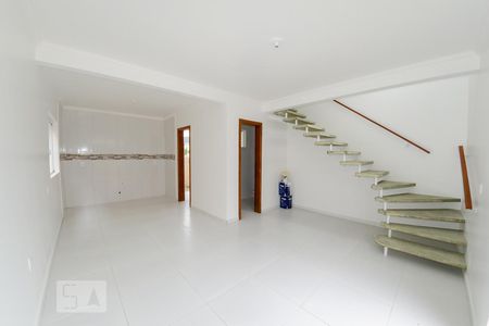 Sala de casa para alugar com 2 quartos, 72m² em São João do Rio Vermelho, Florianópolis