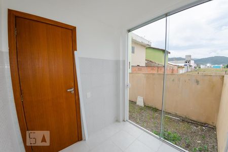 Casa para alugar com 72m², 2 quartos e 1 vaga Casa para alugar com 72m², 2 quartos e 1 vagaÁrea de serviço