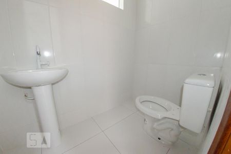 Lavabo de casa para alugar com 2 quartos, 72m² em São João do Rio Vermelho, Florianópolis