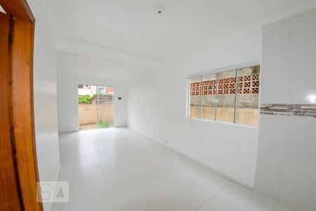 Casa para alugar com 72m², 2 quartos e 1 vaga Casa para alugar com 72m², 2 quartos e 1 vagaCozinha