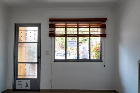 Sala de casa de condomínio para alugar com 2 quartos, 65m² em Campo Grande, Rio de Janeiro