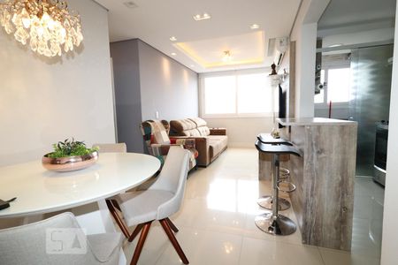 Sala de apartamento para alugar com 2 quartos, 60m² em São João, Porto Alegre