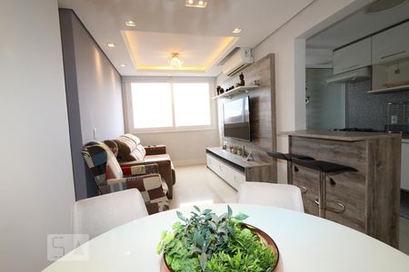 Sala de apartamento para alugar com 2 quartos, 60m² em São João, Porto Alegre