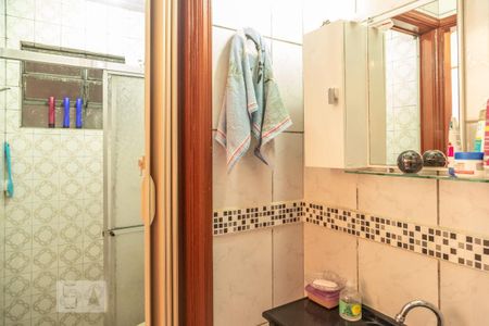 Casa à venda com 150m², 4 quartos e 2 vagas Casa à venda com 150m², 4 quartos e 2 vagasCasa 1 - Lavatório