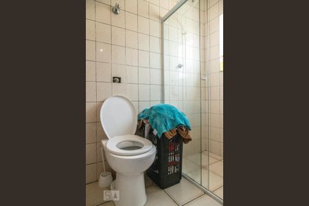 Casa à venda com 150m², 4 quartos e 2 vagas Casa à venda com 150m², 4 quartos e 2 vagasBanheiro da Suíte