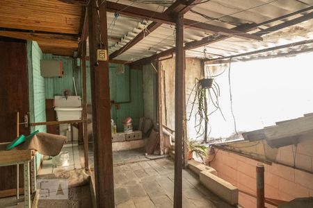 Casa à venda com 150m², 4 quartos e 2 vagas Casa à venda com 150m², 4 quartos e 2 vagasCasa 1 - Área livre