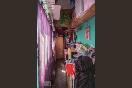 Casa à venda com 150m², 4 quartos e 2 vagas Casa à venda com 150m², 4 quartos e 2 vagasCasa 2 - Quarto de serviço