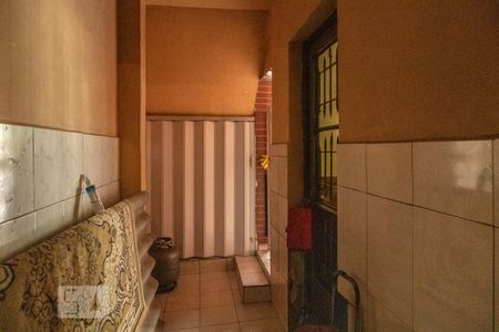 Casa à venda com 150m², 4 quartos e 2 vagas Casa à venda com 150m², 4 quartos e 2 vagasCasa 1 - Entrada