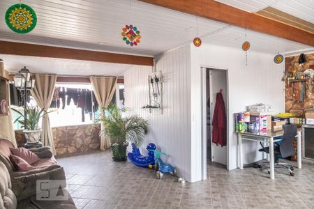 Casa à venda com 150m², 4 quartos e 2 vagas Casa à venda com 150m², 4 quartos e 2 vagasCasa 2 - Terraço