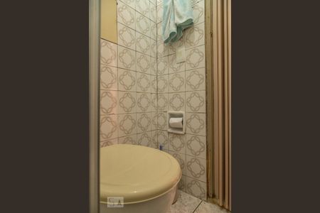 Casa à venda com 150m², 4 quartos e 2 vagas Casa à venda com 150m², 4 quartos e 2 vagasCasa 1 - Banheiro