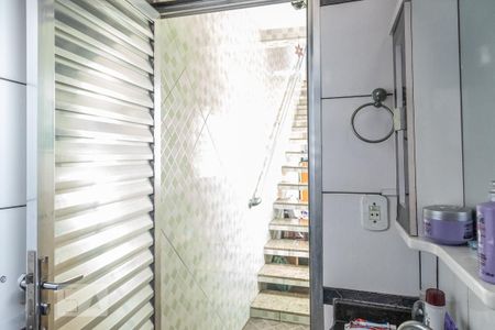 Casa à venda com 150m², 4 quartos e 2 vagas Casa à venda com 150m², 4 quartos e 2 vagasCasa 2 - Banheiro