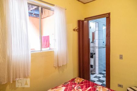 Casa à venda com 150m², 4 quartos e 2 vagas Casa à venda com 150m², 4 quartos e 2 vagasCasa 1 - Quarto