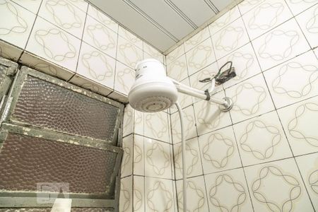 Casa à venda com 150m², 4 quartos e 2 vagas Casa à venda com 150m², 4 quartos e 2 vagasCasa 1 - Banheiro