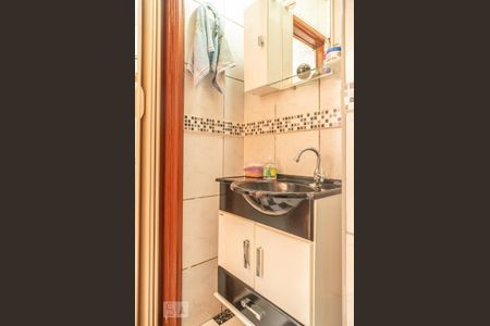 Casa à venda com 150m², 4 quartos e 2 vagas Casa à venda com 150m², 4 quartos e 2 vagasCasa 1 - Lavatório