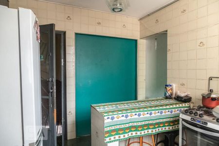 Casa à venda com 150m², 4 quartos e 2 vagas Casa à venda com 150m², 4 quartos e 2 vagasCasa 2 - Cozinha