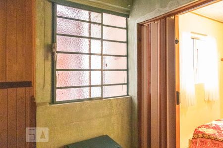 Casa à venda com 150m², 4 quartos e 2 vagas Casa à venda com 150m², 4 quartos e 2 vagasCasa 1 - Closet do quarto 1