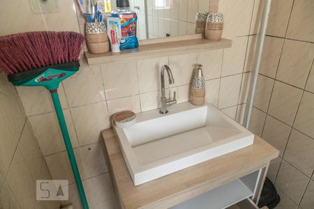 Casa à venda com 150m², 4 quartos e 2 vagas Casa à venda com 150m², 4 quartos e 2 vagasBanheiro da Suíte