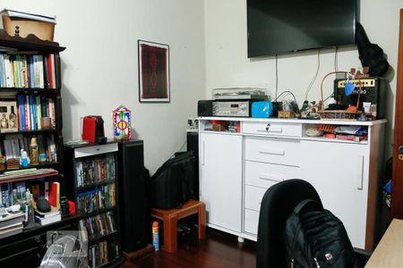 Casa à venda com 180m², 4 quartos e 5 vagasQuarto 3