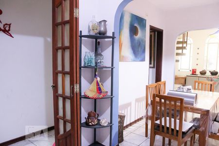 Sala de casa à venda com 4 quartos, 180m² em Vila Isa, São Paulo