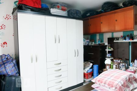 Casa à venda com 180m², 4 quartos e 5 vagasQuarto 2