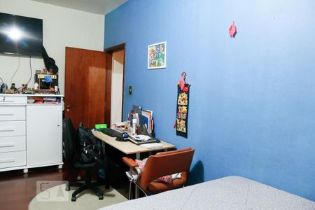 Casa à venda com 180m², 4 quartos e 5 vagasQuarto 3