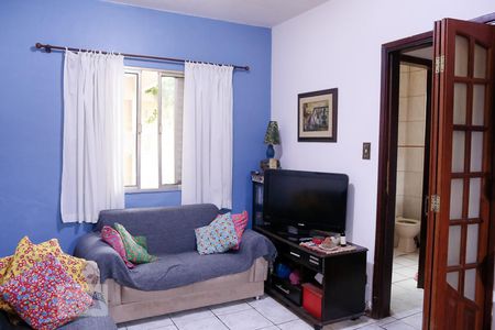 Sala de casa à venda com 4 quartos, 180m² em Vila Isa, São Paulo