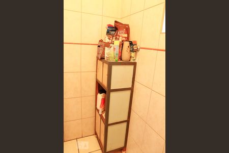 Casa à venda com 180m², 4 quartos e 5 vagasLavabo