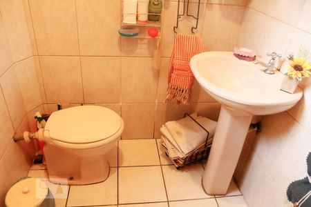 Casa à venda com 180m², 4 quartos e 5 vagasLavabo