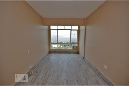 Sala/Quarto de kitnet/studio para alugar com 1 quarto, 25m² em Flamengo, Rio de Janeiro
