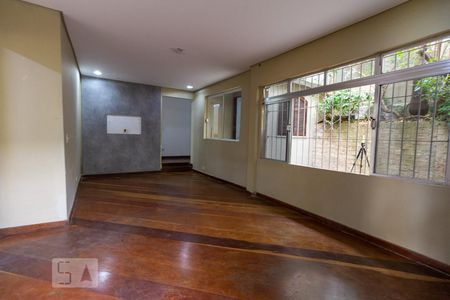Sala de casa para alugar com 1 quarto, 90m² em Rio Pequeno, São Paulo