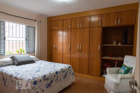 Casa à venda com 164m², 3 quartos e 3 vagasSuíte