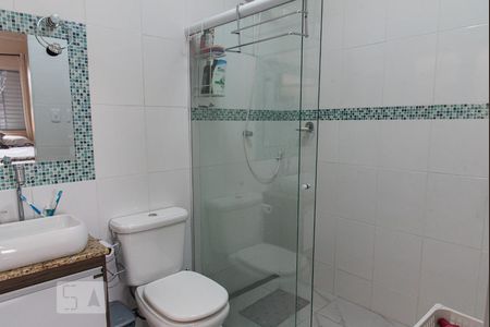 Casa à venda com 164m², 3 quartos e 3 vagasBanheiro da suíte