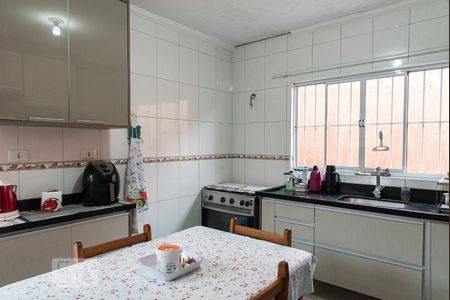 Casa à venda com 164m², 3 quartos e 3 vagasCozinha