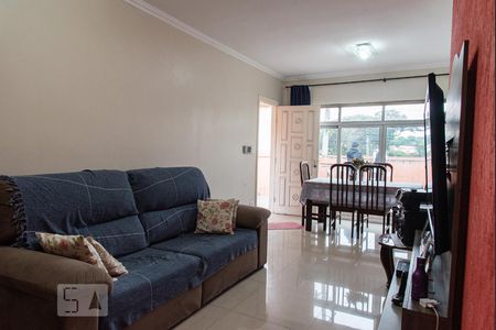 Casa à venda com 164m², 3 quartos e 3 vagasSala